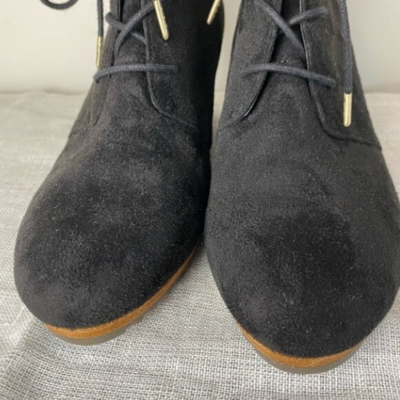 Dr. Scholl’s Conquer Black Wedge Heel Lace-up Booties - 10M - Picture 7 of 14
